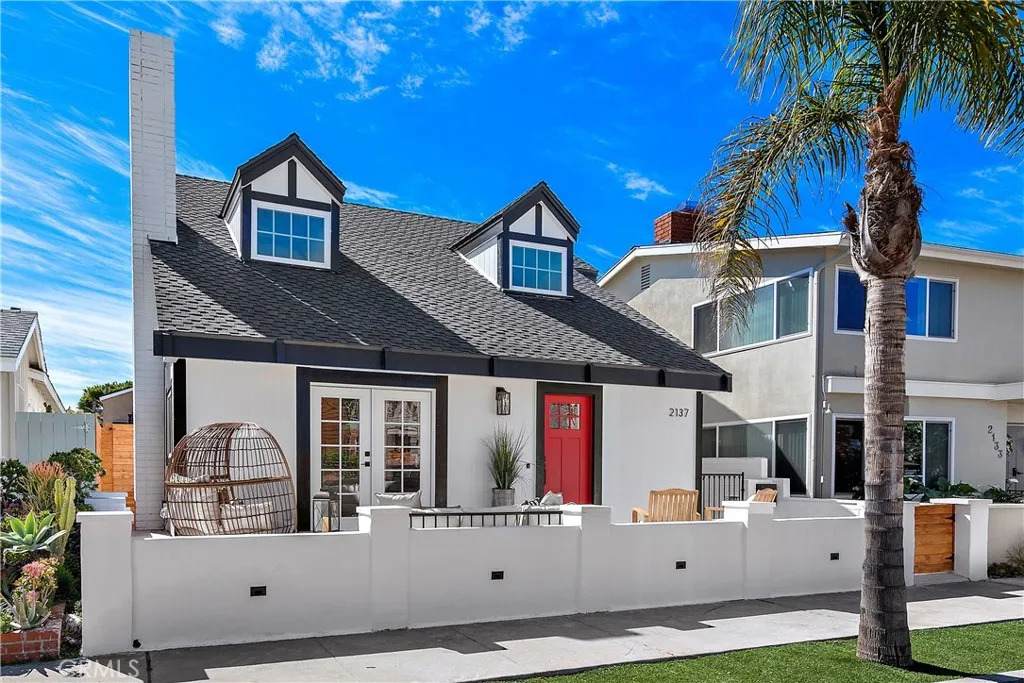 2137 Miramar - Photo 1