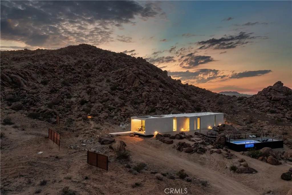 1824 Mountain Shadow Road - Photo 1