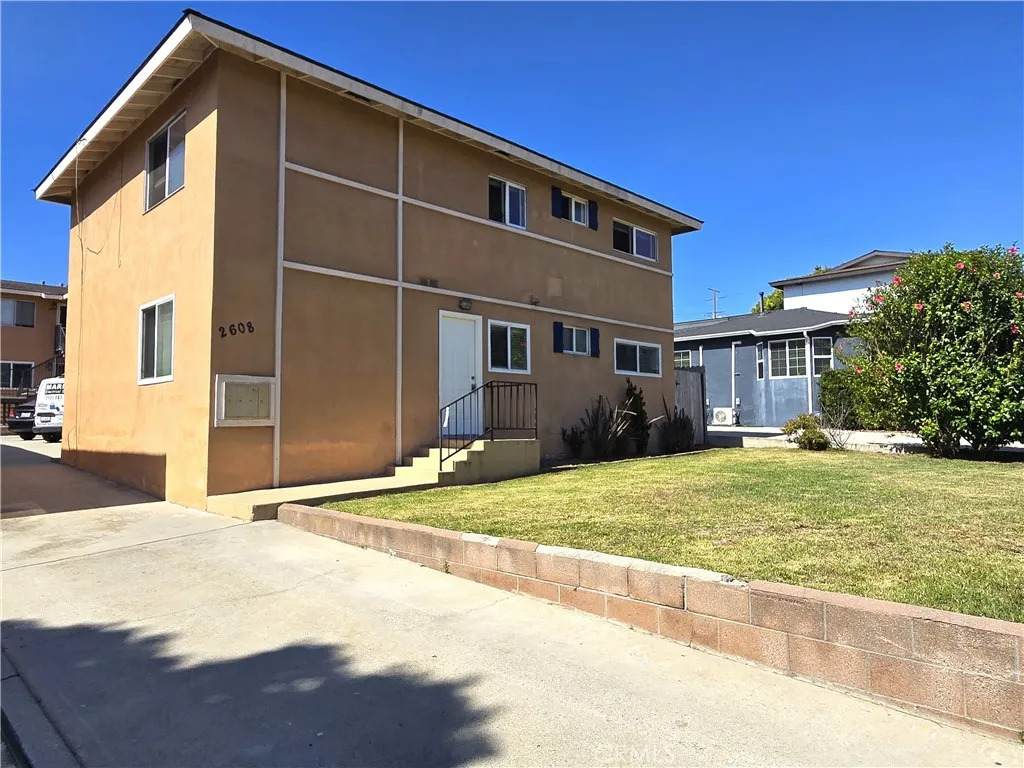 2608 Curtis Avenue - Photo 1