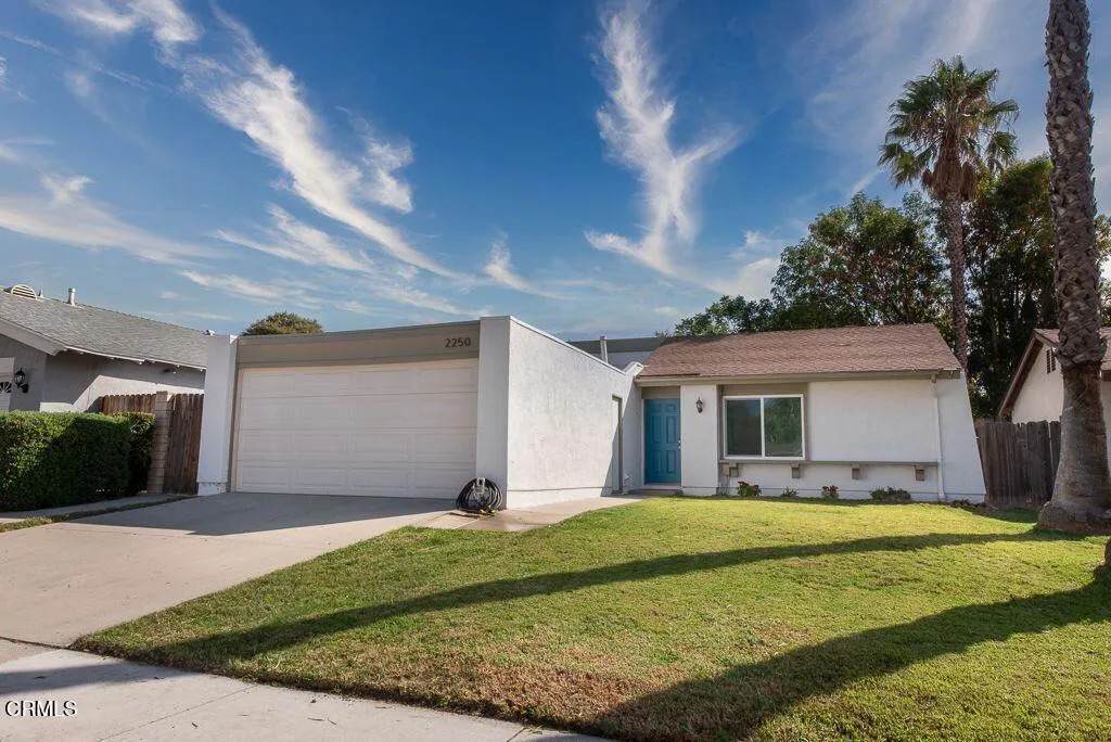 2250 Goddard Avenue - Photo 1