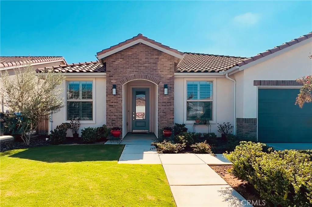 9329 Willow Terrace Drive - Photo 1