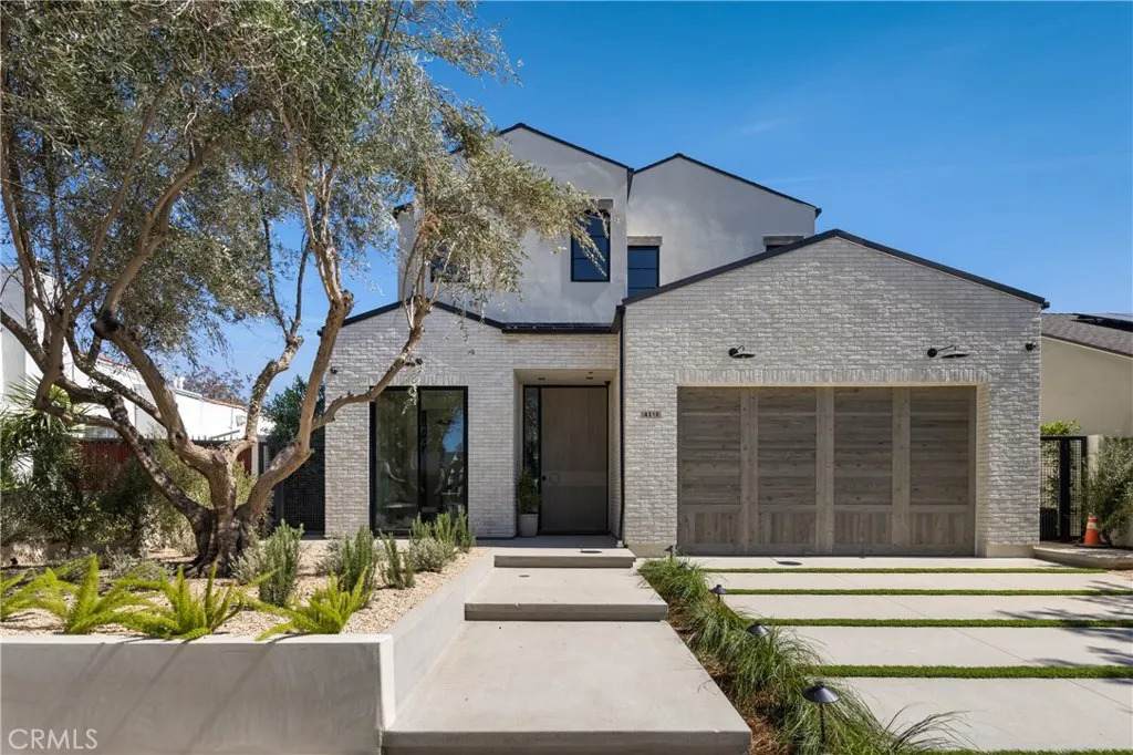 4312 Camellia - Photo 1