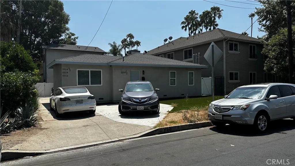 5314 Wilkinson Avenue - Photo 1