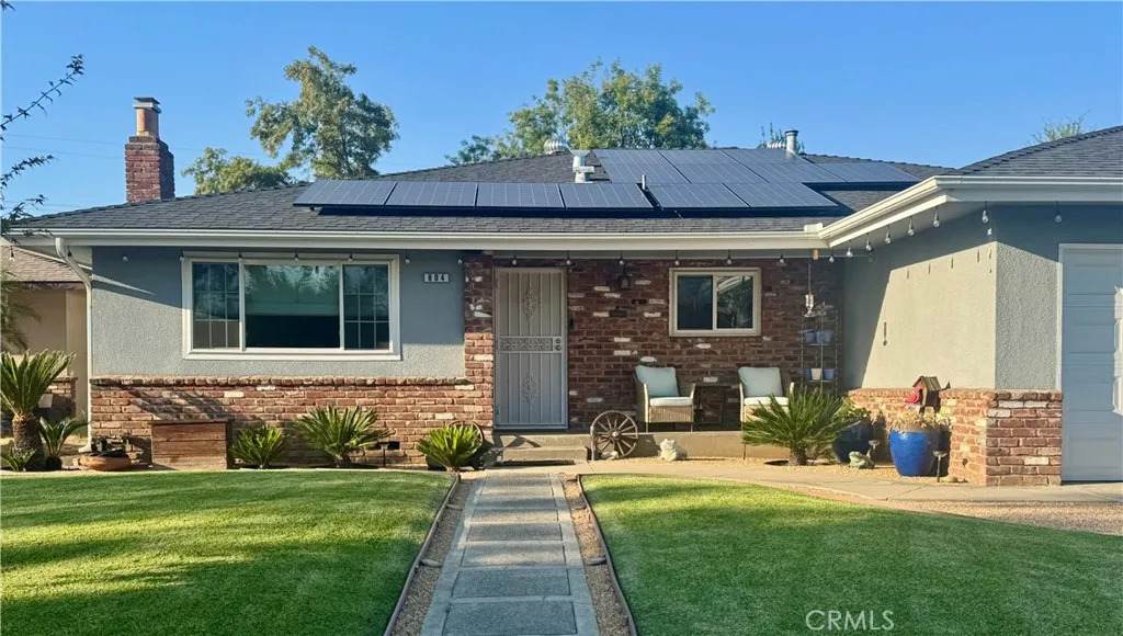 804 Michigan - Photo 1