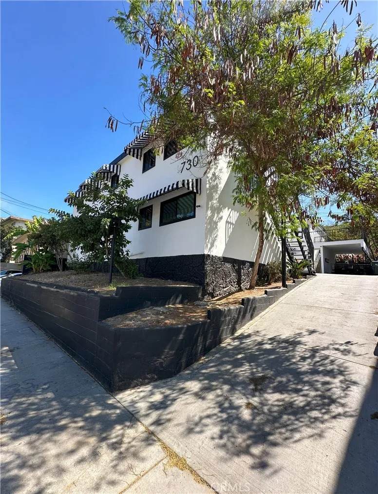 730 Via Altamira - Photo 1