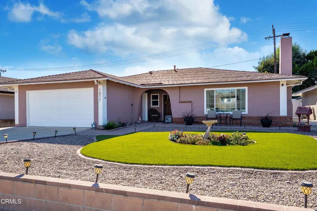 1877 Pelican Avenue - Photo 1