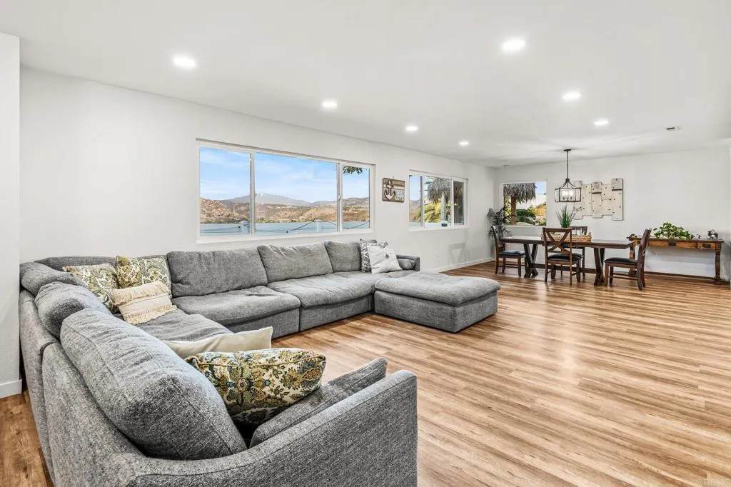 10906 Serena Lane - Photo 1