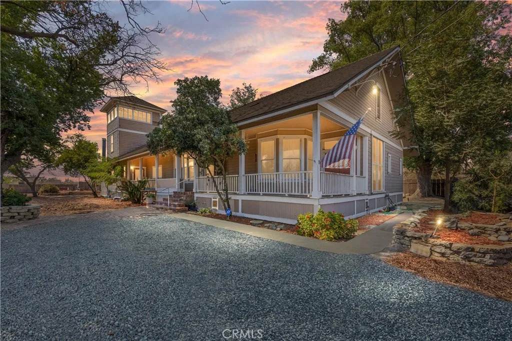 14331 Fargo Avenue - Photo 1