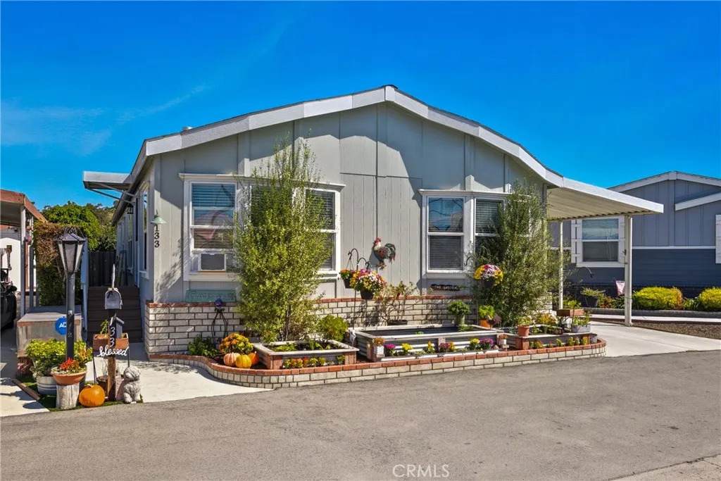 4388 Central Avenue - Photo 1