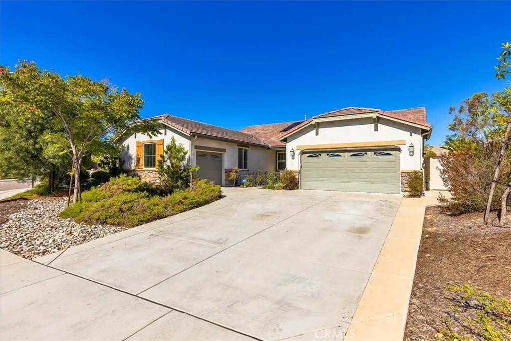 23346 Platinum - Photo 1