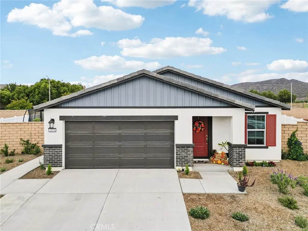 1970 Ace Street - Photo 1