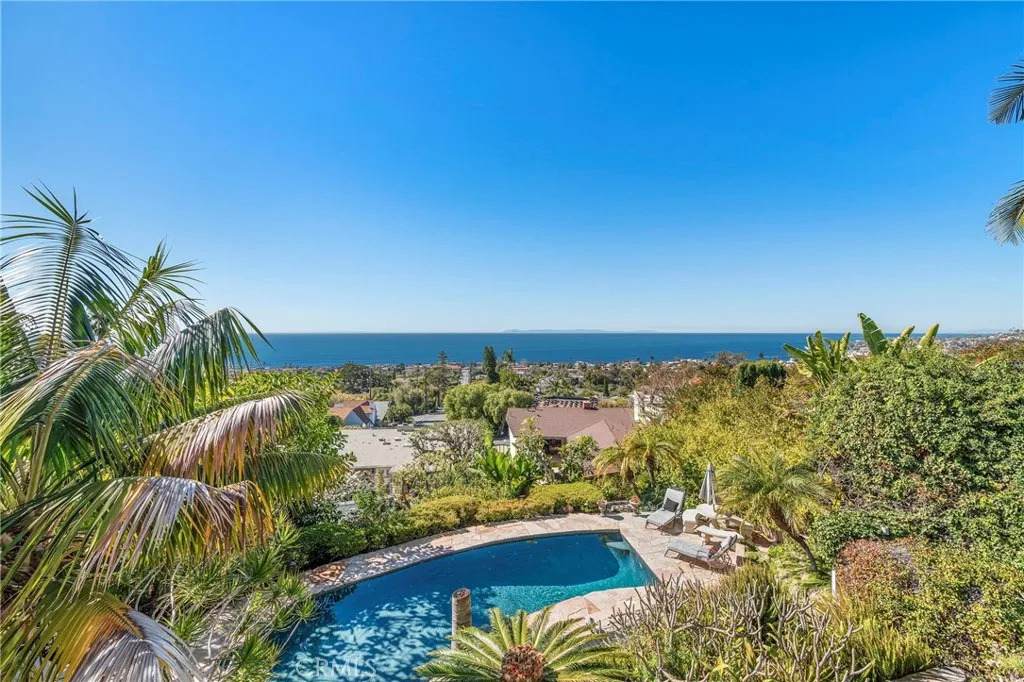 875 Coast View Drive - Photo 1