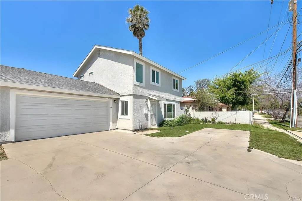 417 Grove Avenue - Photo 1