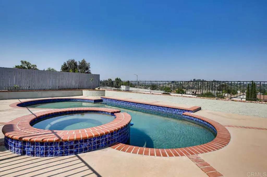 https://bt-photos.global.ssl.fastly.net/sandiego/orig_boomver_1_306569552-1.jpg