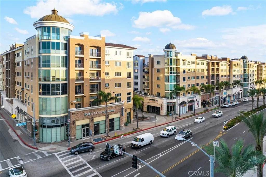 600 N Atlantic Blvd - Photo 1