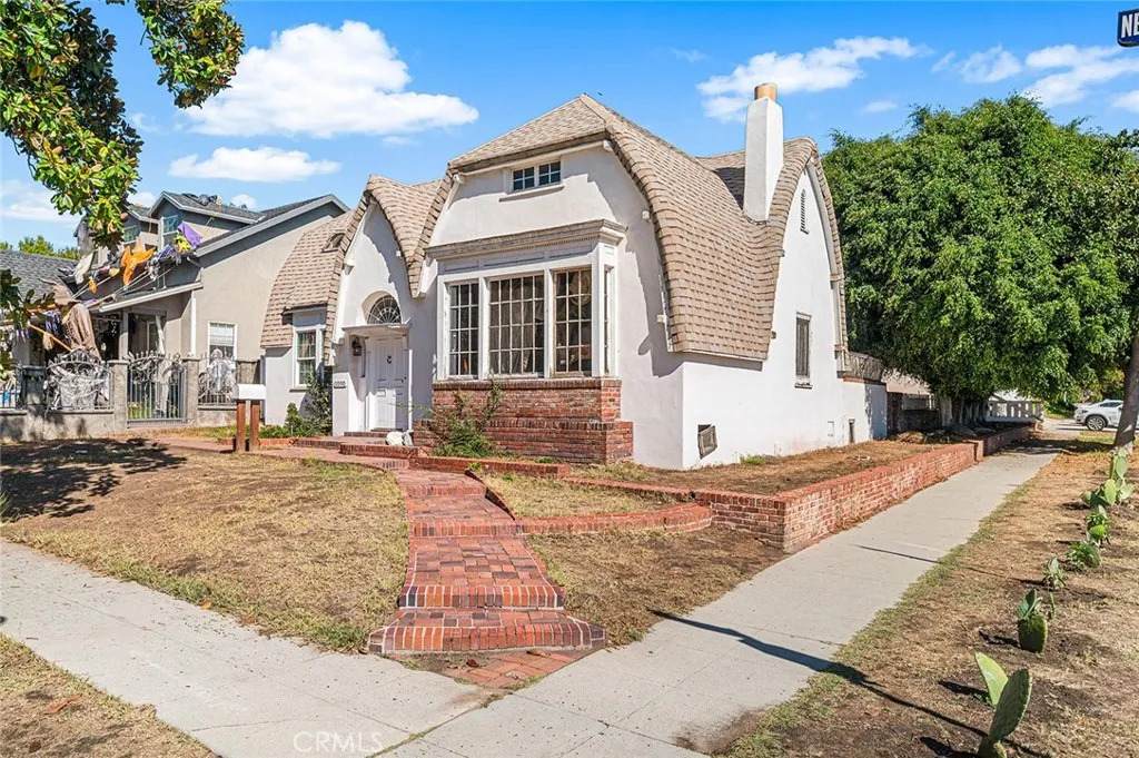 2000 New Hampshire - Photo 1