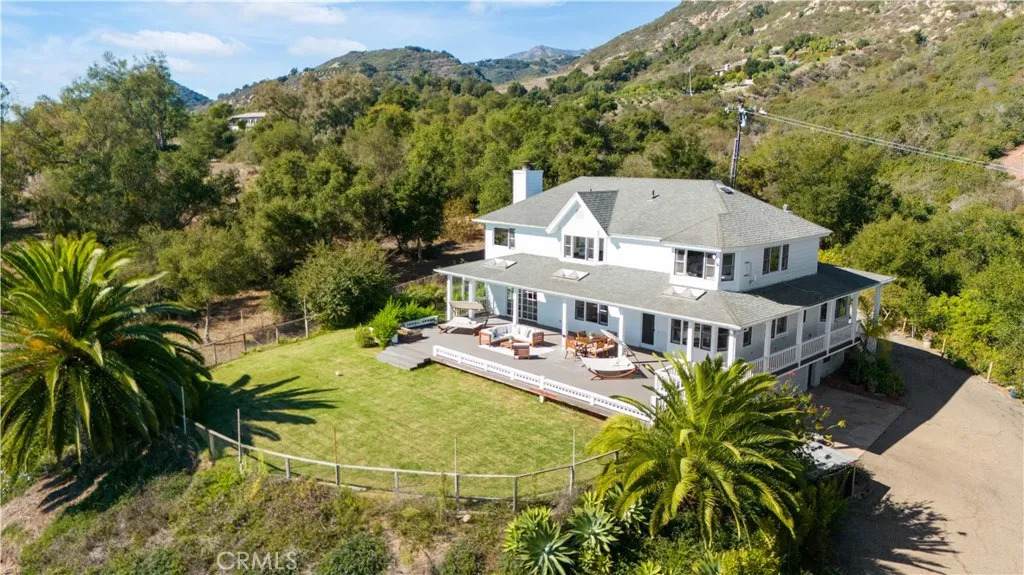 4508 Foothill - Photo 1