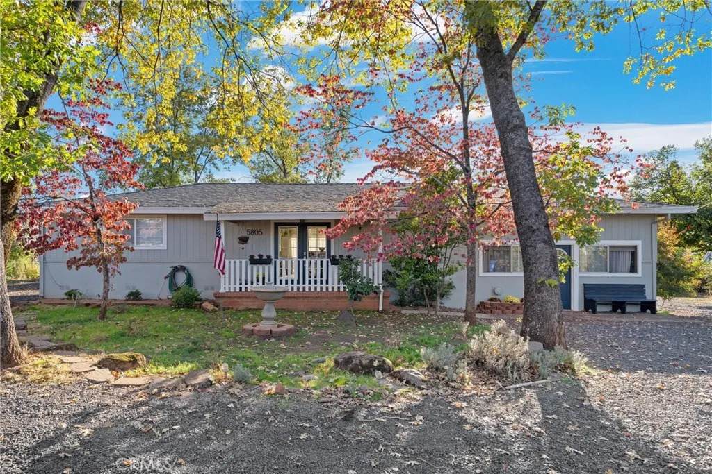 5805 Gradley - Photo 1