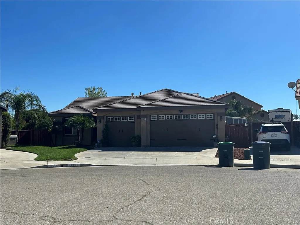 1026 Columbus Court - Photo 1