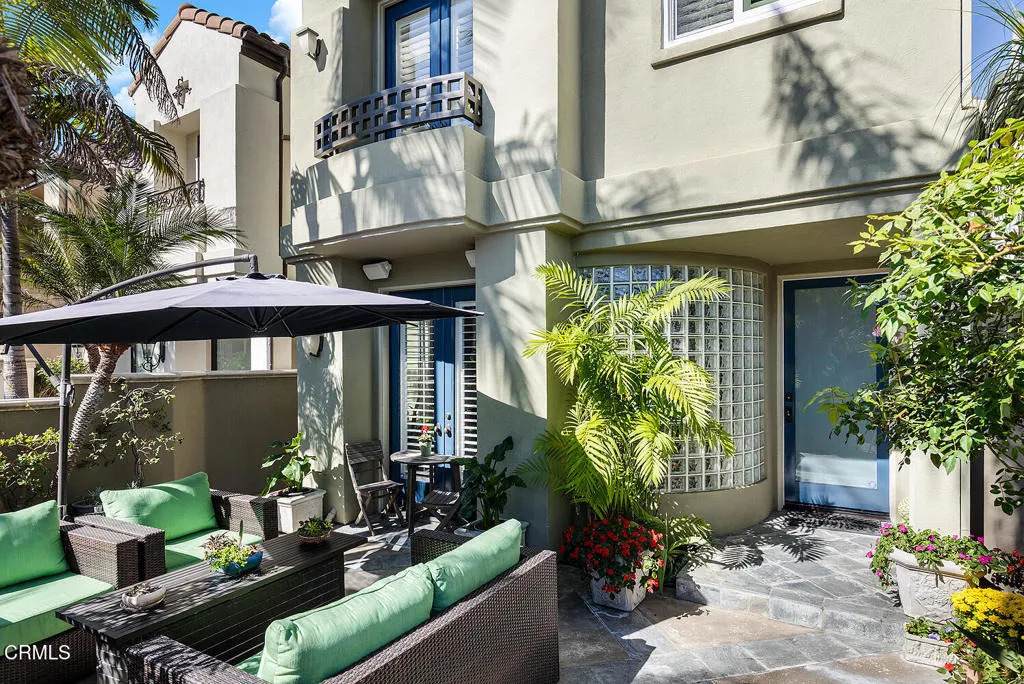 411 22nd Street - Photo 1