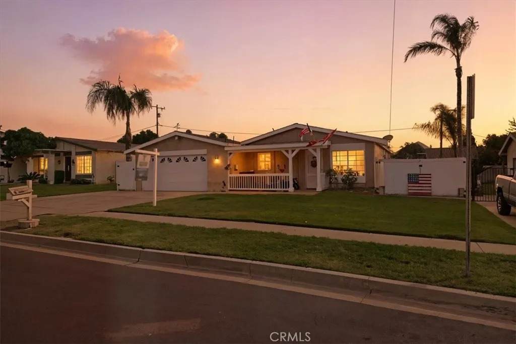 22121 Mavis - Photo 1