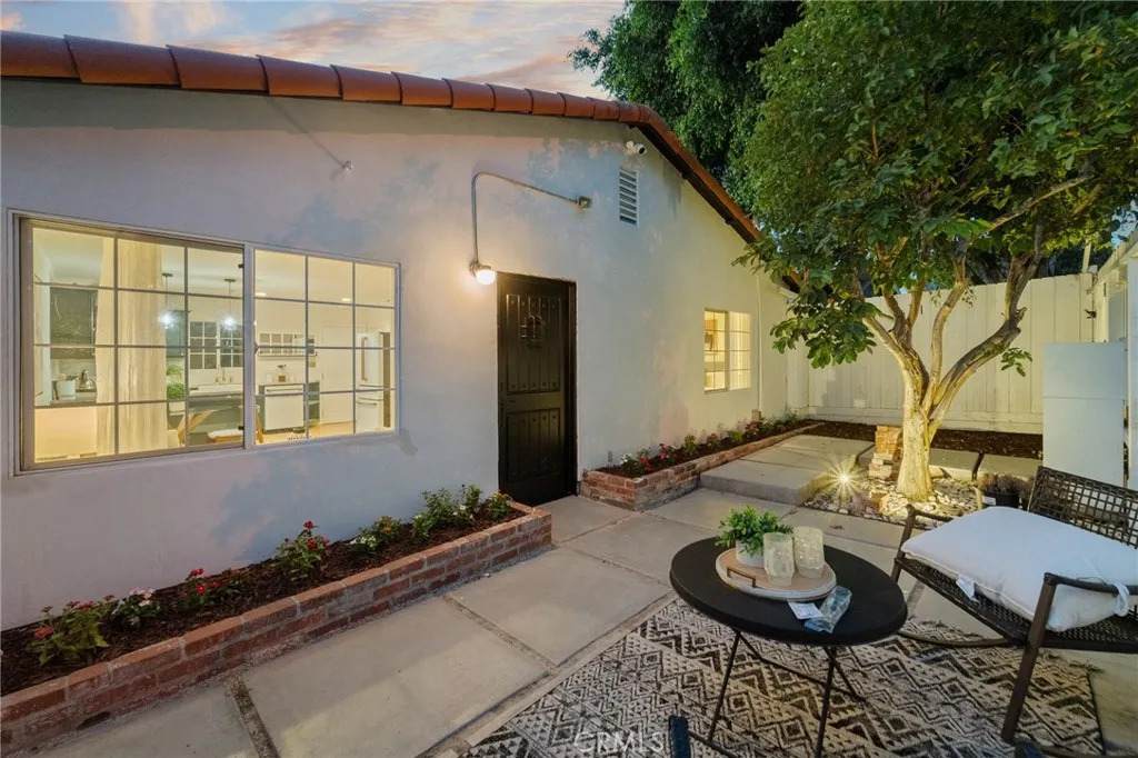 1637 Alvarado Street - Photo 1