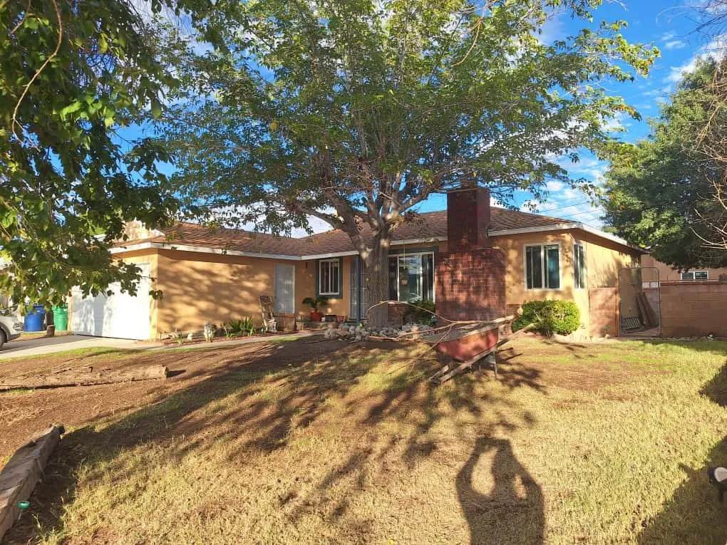 44140 Kingtree Avenue - Photo 1