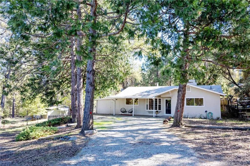 49820 Pierce Ct - Photo 1