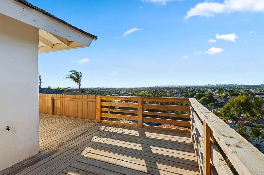 5700 Alta Vista Avenue - Photo 1