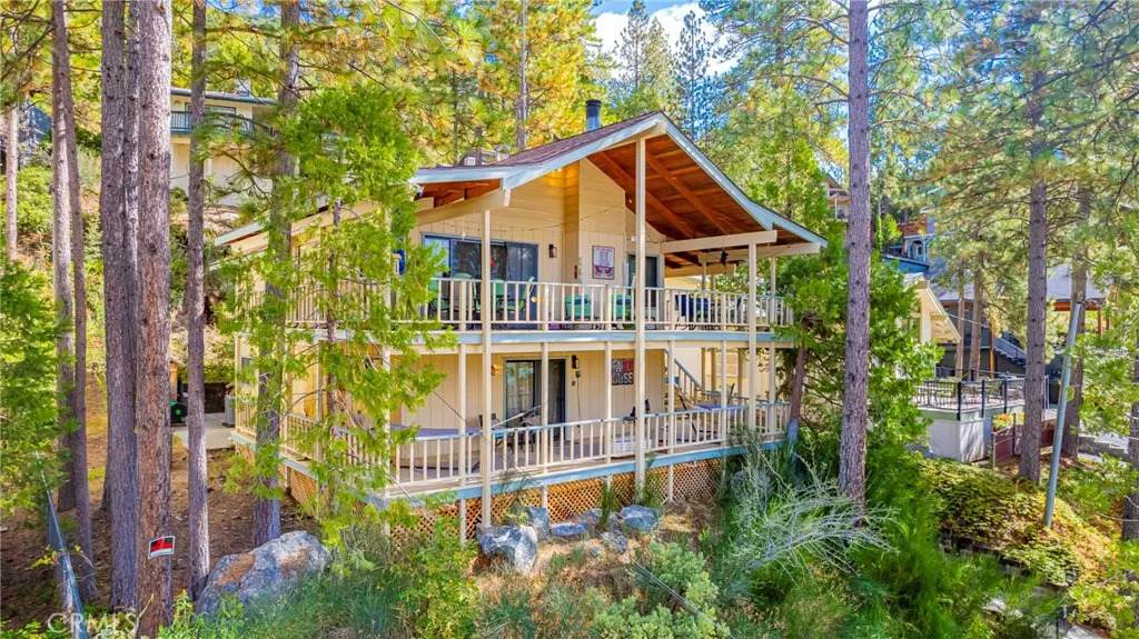 37739 Shoreline - Photo 1