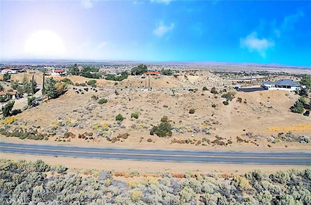 0 Palmdale Hills Rd - Photo 1