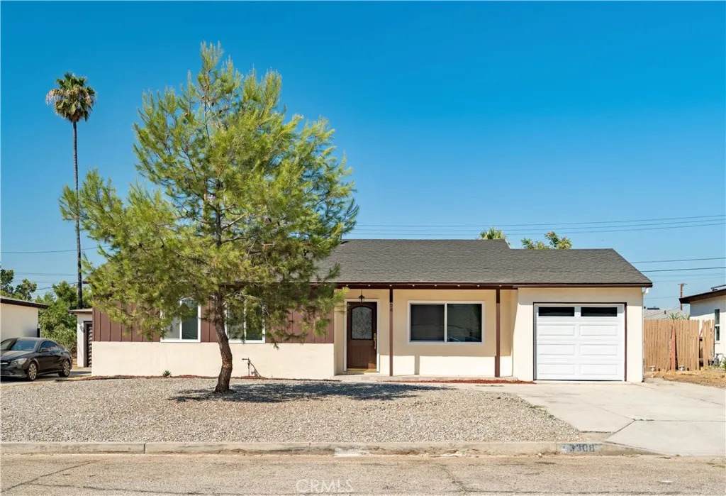 3308 Alameda Avenue - Photo 1