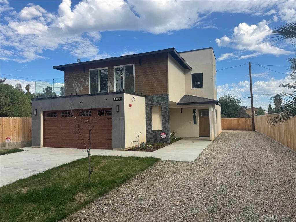 16297 Gunnerson - Photo 1