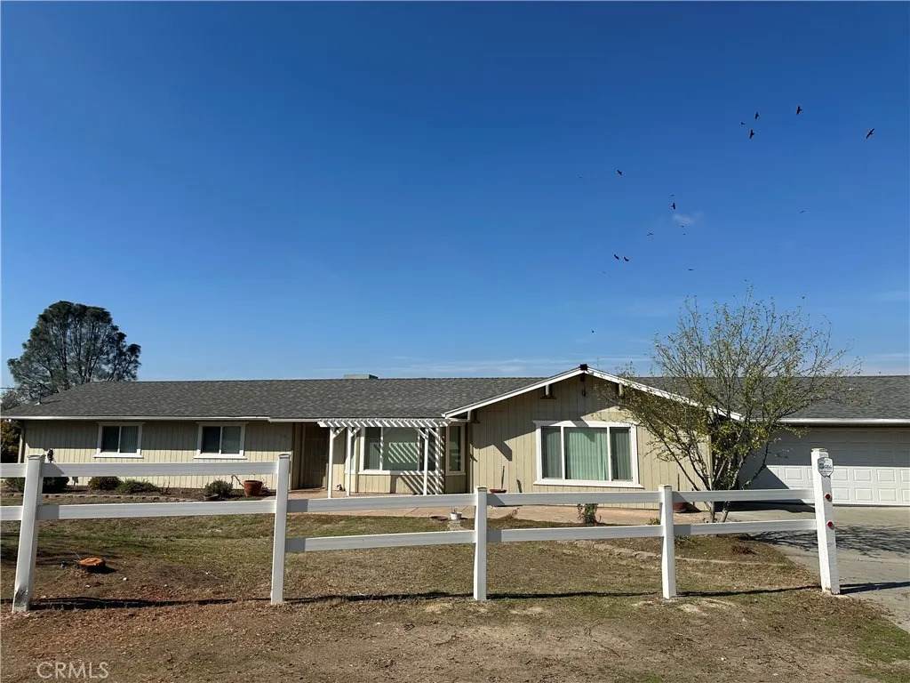 31678 Buck Run - Photo 1