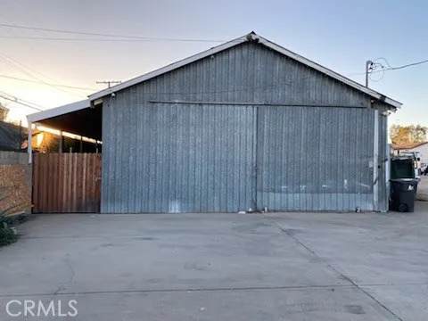 1339 Wesley - Photo 1