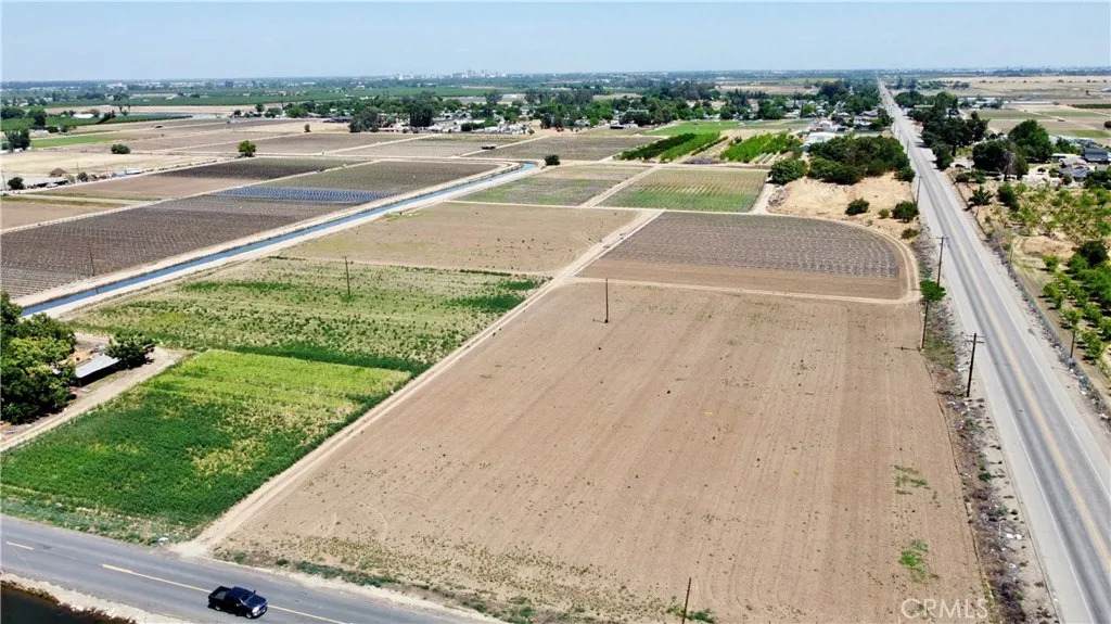 1722 Brawley - Photo 1