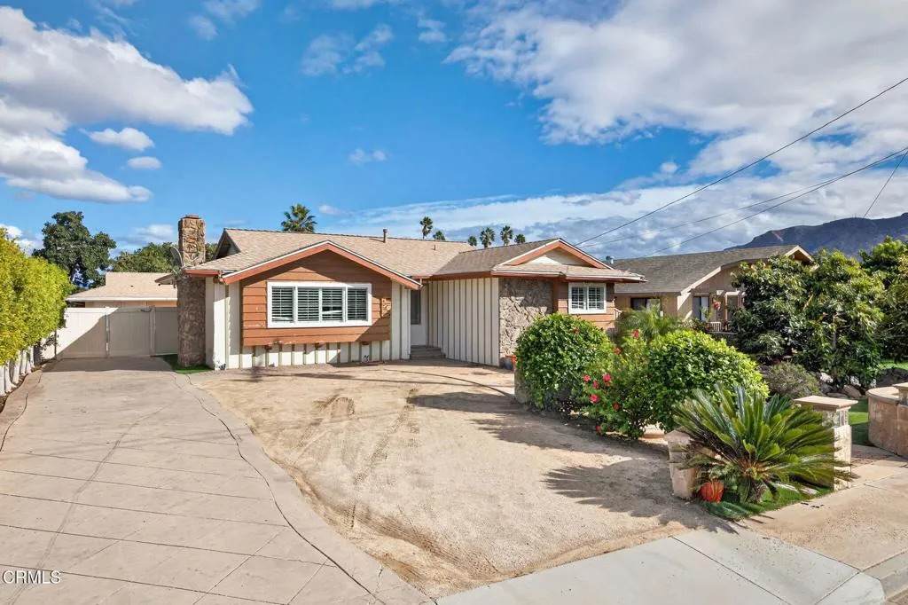 729 Ralph Way - Photo 1