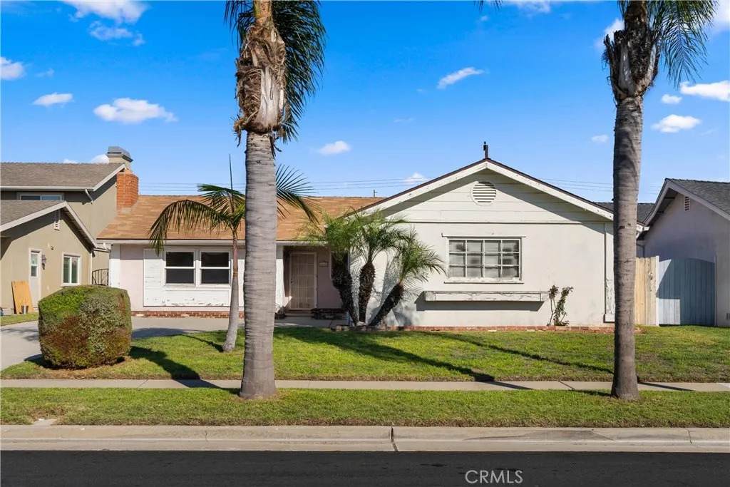 8342 Fontainbleau Way - Photo 1