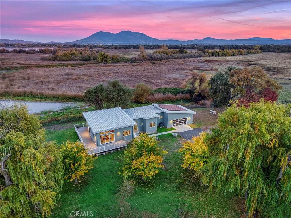 8 Queen Ann - Photo 1