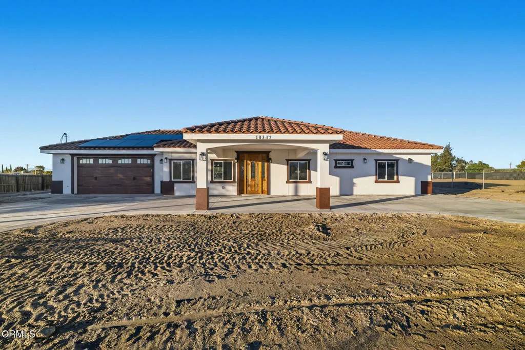 10347 Avenue R-12 - Photo 1