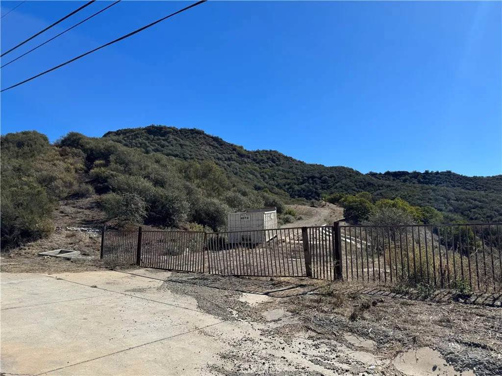 25858 Mulholland - Photo 1