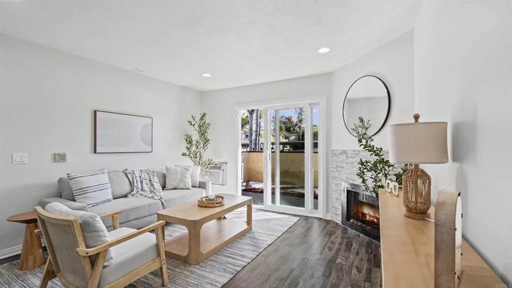 210 Woodland Parkway - Photo 1