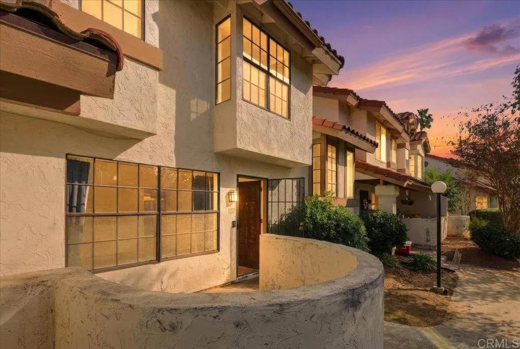 1651 Juniper Street - Photo 1