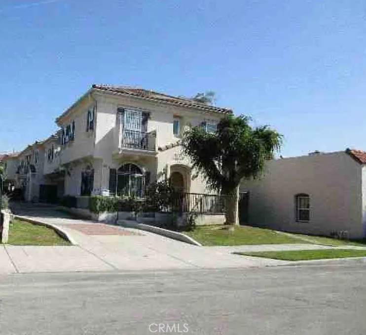 45 Genoa Street - Photo 1