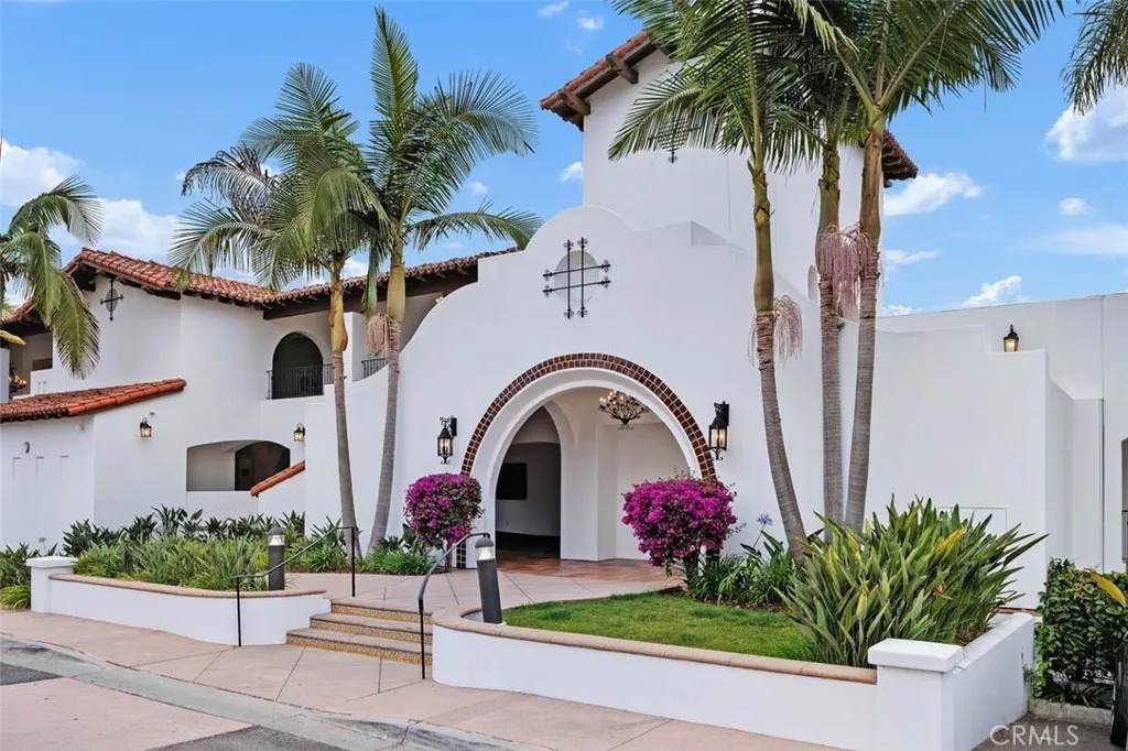 7323 Estrella De Mar Road - Photo 1