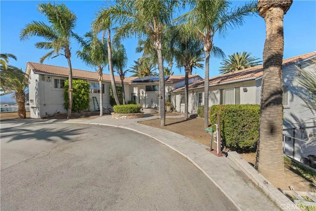 https://bt-photos.global.ssl.fastly.net/sandiego/orig_boomver_1_306622392-1.jpg
