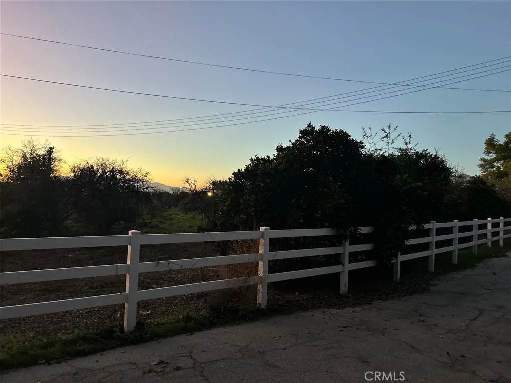 400 Walnut - Photo 1