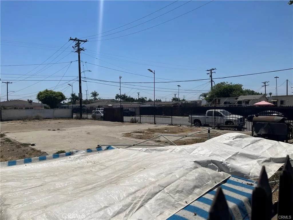 1498 W Compton - Photo 1