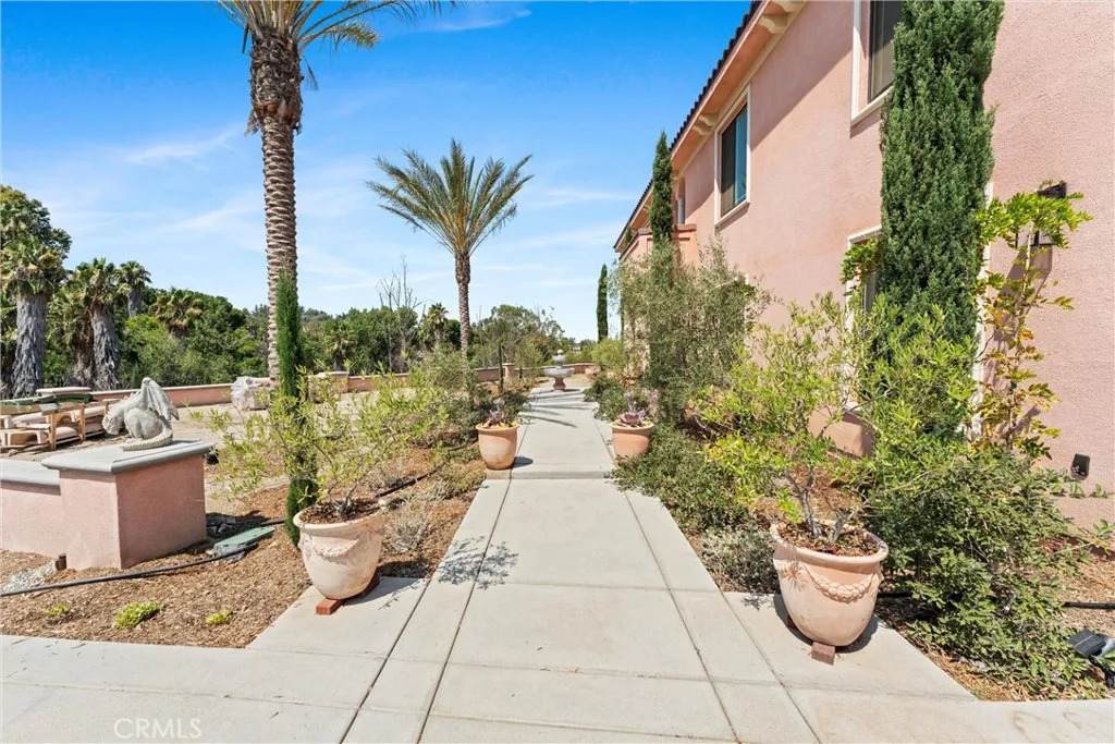 https://bt-photos.global.ssl.fastly.net/sandiego/orig_boomver_1_306632797-1.jpg