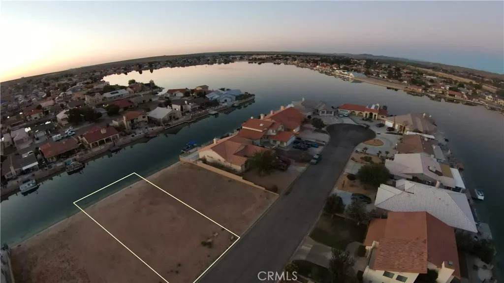 26422 Edgewater - Photo 1